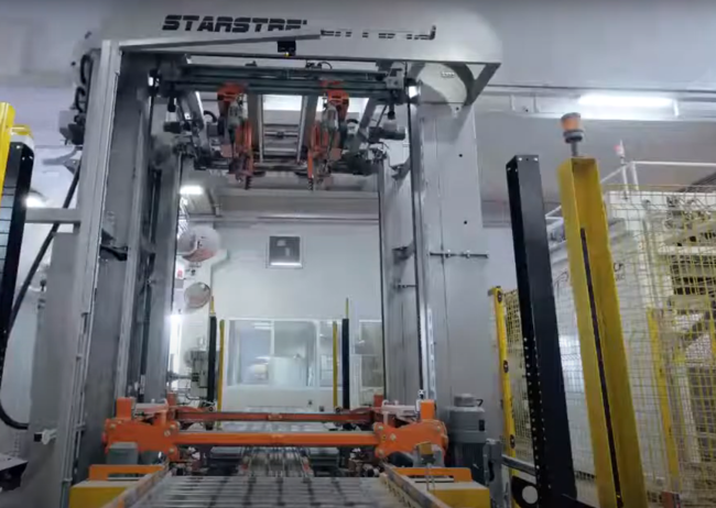 FB4 Stretch Hood Machine